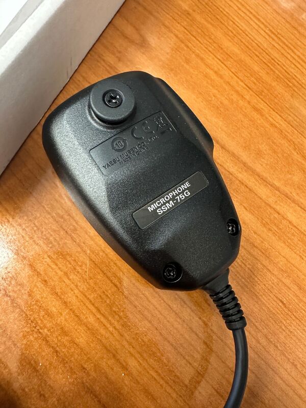 YAESU FT DX 101 MP HF E 50 MHZ ALL MODE CON FPS-101 ALIMENTATORE SPAKER 200 WATT OTTIMO CON IMBALLO E GARANZIA CSY AND SON