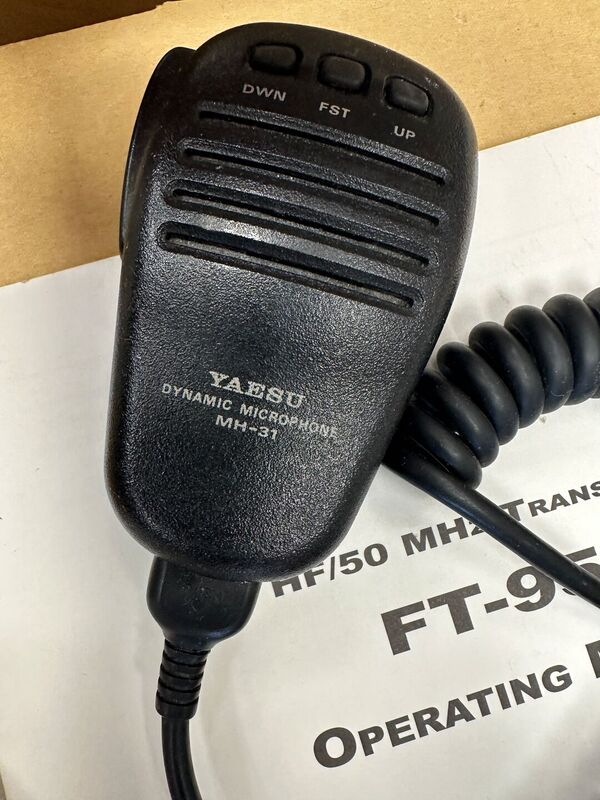 YAESU FT 950 HF E 50 MHZ ALL MODE OTTIMO CON IMBALLO