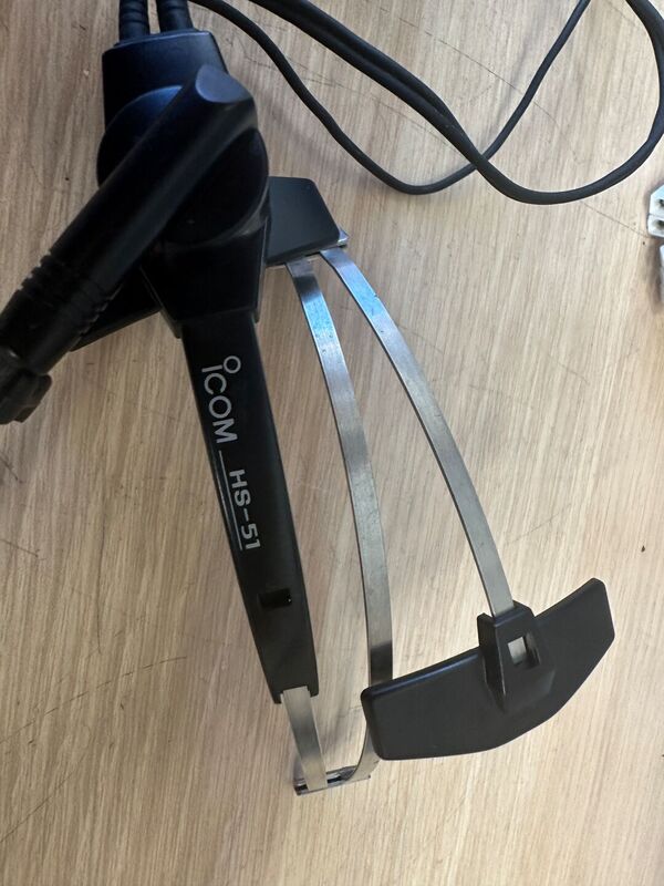 ICOM - HS-51 - CUFFIA / MICROFONO VOX/PTT/TOT PER PALMARI ICOM CON STANDARD A 2-PIN