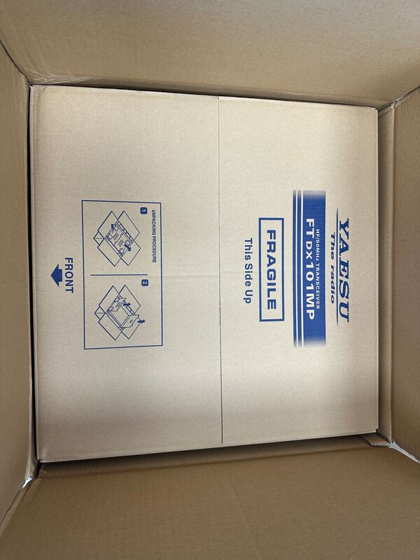 YAESU FT DX 101 MP HF E 50 MHZ ALL MODE 200 WATT COME NUOVO CON IMBALLI E GARANZIA CSY AND SON