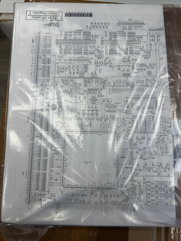 YAESU FT DX 101 MP HF E 50 MHZ ALL MODE 200 WATT COME NUOVO CON IMBALLI E GARANZIA CSY AND SON