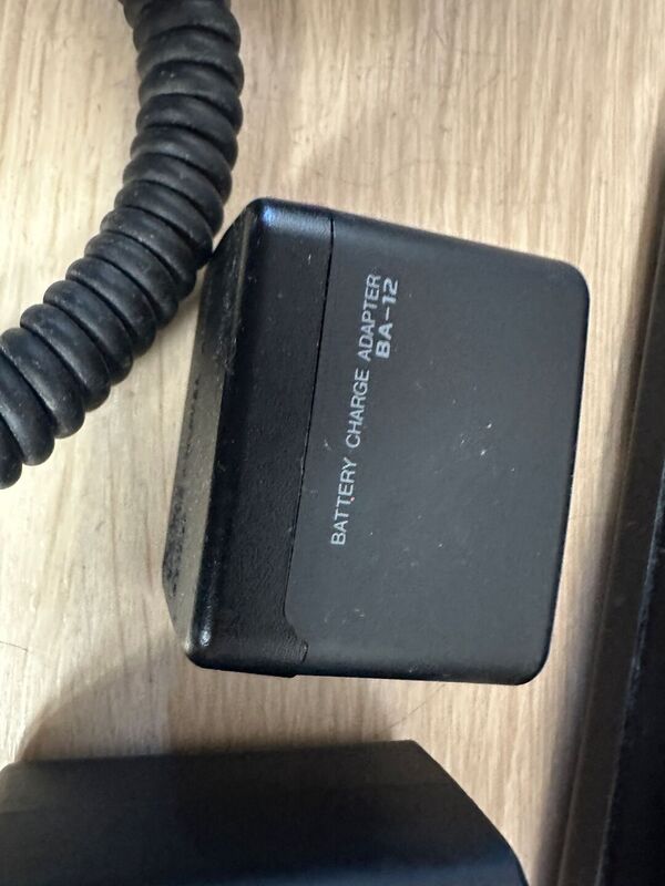 ICOM IC 24 ET BIBANDA PORTATILE CON ACCESSORI LEGGI BENE