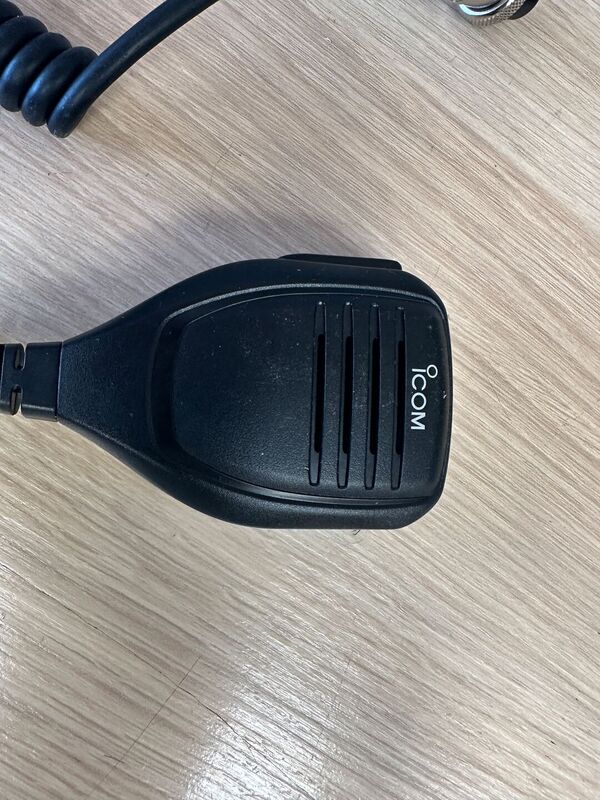 ICOM IC 9700 TRIBANDA BASE VHF UHF SHF ALL MODE OTTIMO CON IMBALLO