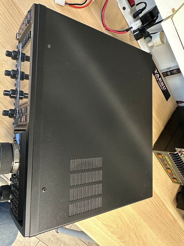 YAESU FT DX 1200 HF E 50 MHZ ALL MODE OTTIMO CON IMBALLO