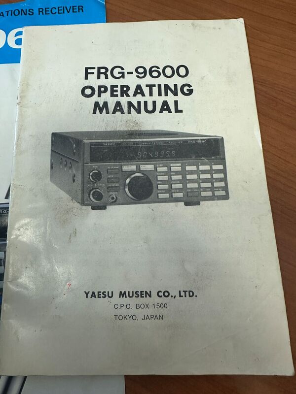 YAESU FRG 9600 RICEVITORE SCANNER DA 60 A 905 MHZ ALL MODE OTTIMO