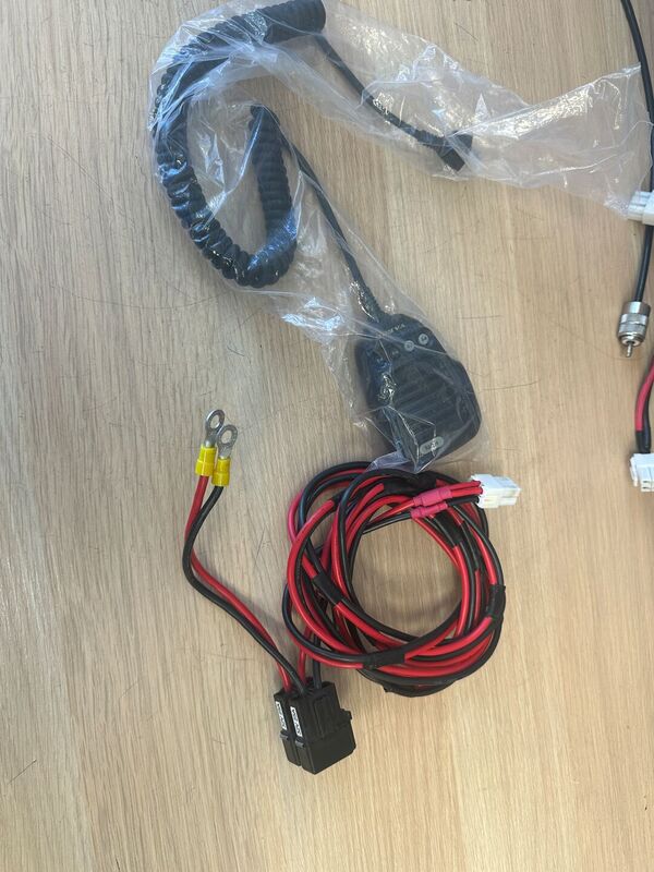 YAESU FT 710 AESS HF E 50 MHZ ALL MODE OTTIMO CON IMBALLO